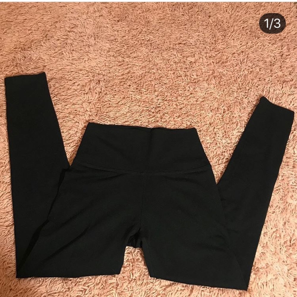 black Aerie leggings